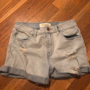 Lightwash jean shorts